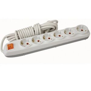 Бял разклонител Nilson с 6 гнезда, ключ и 5 метра кабел 3x1.5 мм², 16A, 250V