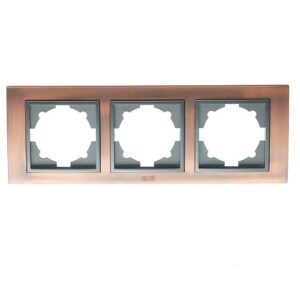 Тройна хоризонтална рамка ELBI Zena Platin мед черно за 2 модула. Стилен дизайн и лесен монтаж, съвместима с всички механизми от серията.